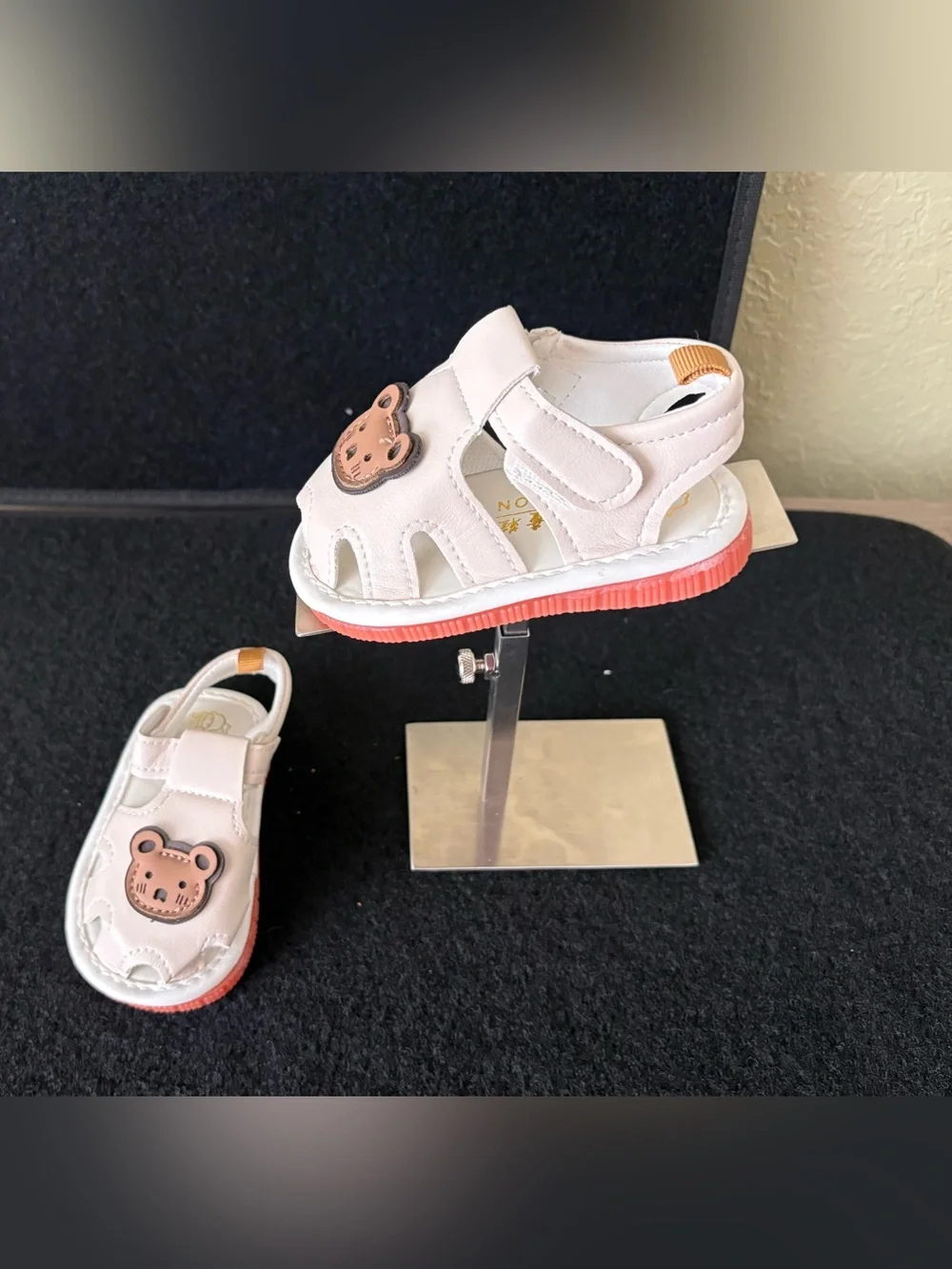 Toddler Bear Sandals EU 18 US Infant 2 White Closed Toe Hook & Loop NWOT